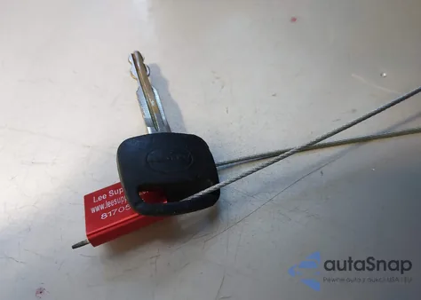 2005 Toyota Camry Le from USA, damaged, VIN JTDBE32K250308806